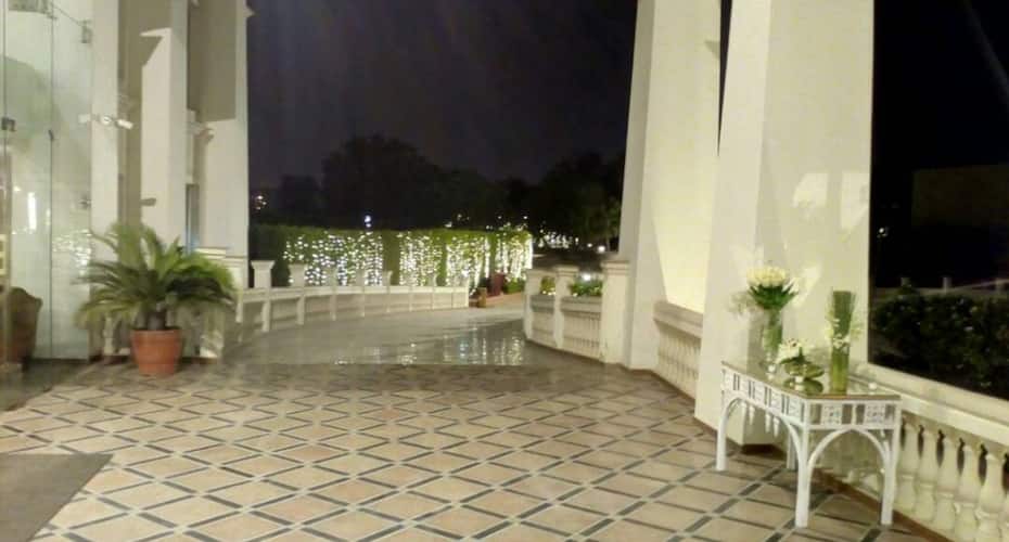 Udman Hotel And Resorts By Fern N Petal, New Delhi 4